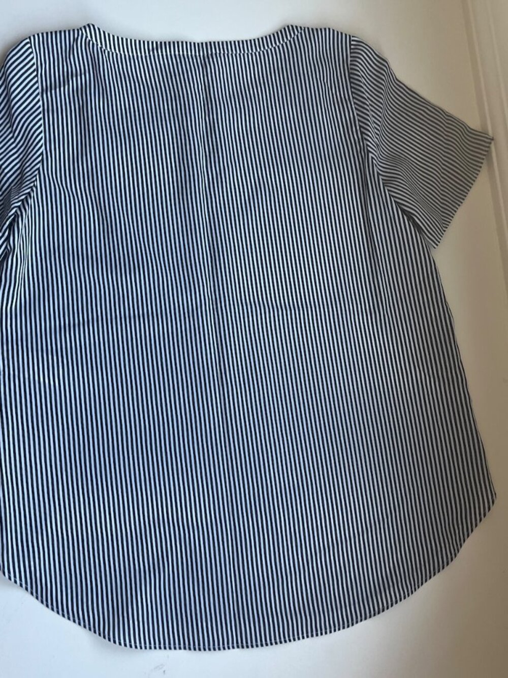 Women’s Patterned Blouses Size Small - Picture 3 of 9